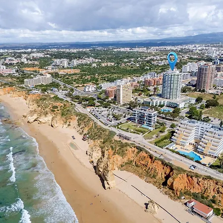 דירה Luxury Coastal Retreat With Ocean Views *