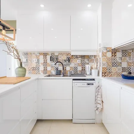 Luxury Coastal Retreat With Ocean Views פורטימאו
